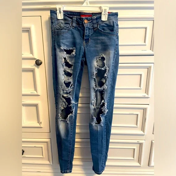 Ripped Jeans. RUN SMALL! Gently Worn Great Shape - Picture 3 of 4